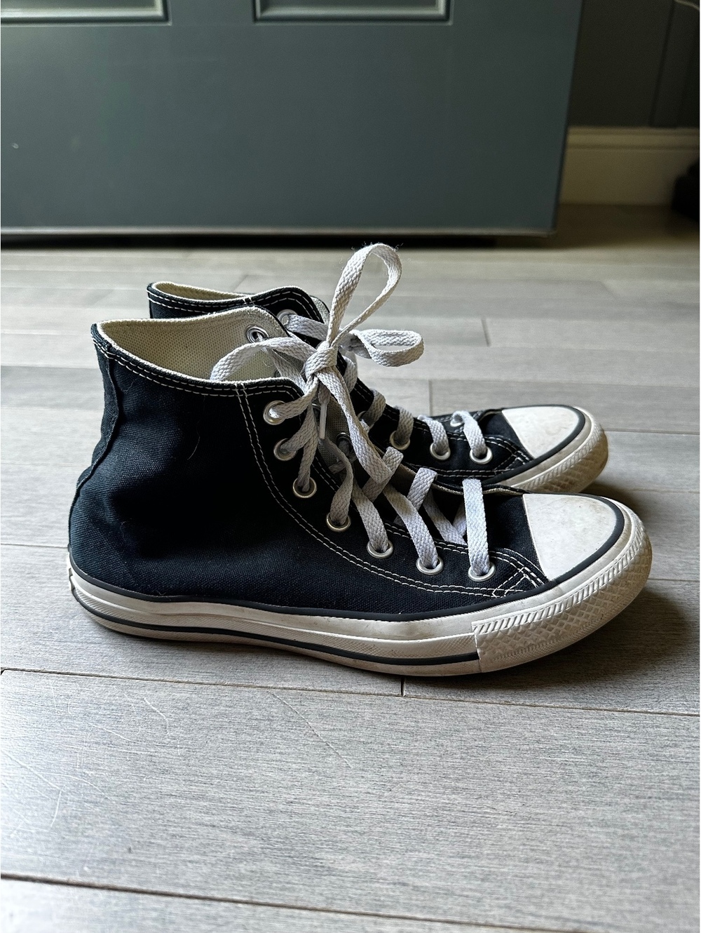 Unisex young adult Converse Chuck Taylor All Star High Top Sneakers Black Size 9 - Picture 2 of 7